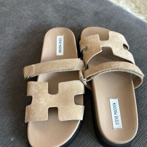 Steve Madden Mayven Suede Footbed slide